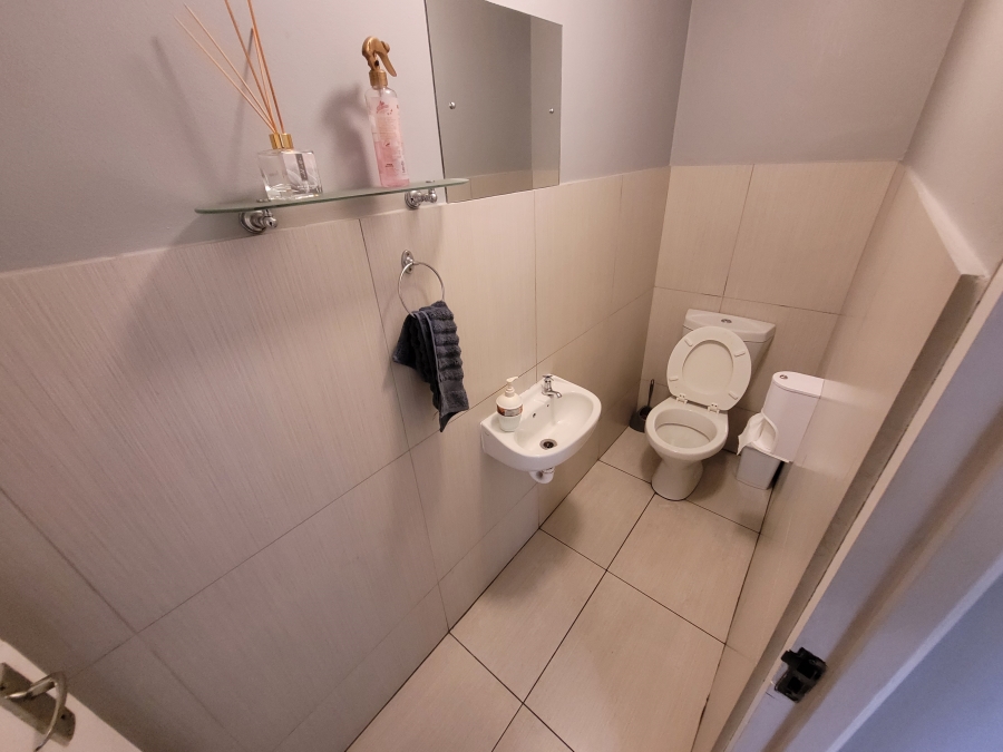 To Let commercial Property for Rent in Brackenfell Industrial Western Cape